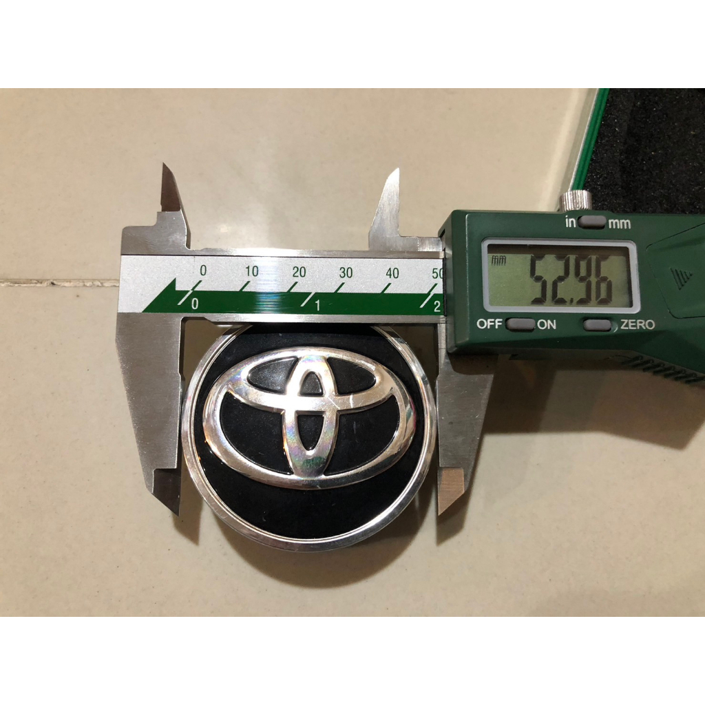 ฝาล้อ-toyota-52-mm-ขาใหญ่-ของแท้-จำนวน-4-ฝา-มาร้านนี่จบในที่เดียว