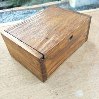 กล่องเก็บของ กล่องไม้เล็ก ทำจากไม้สักแท้ ขนาดยาว 16 x กว้าง 11 x สูง 6 ซม.
