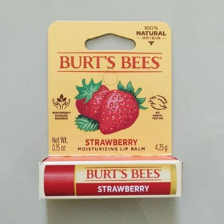 พร้อมส่ง 🇺🇸 Burts Bees 100% Natural Moisturizing Lip Balm with Beeswax &amp; Fruit Extracts strawberry