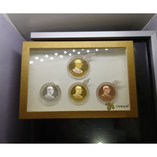 เหรียญ ที่ระลึกงานมหกรรมพืชสวนโลกเฉลิมพระเกียรติ รัชกาลที่9 ร.9 ราชพฤกษ์ ปี พศ.2549 (ครบชุด 4 เนื้อ) พร้อมกล่องเดิม