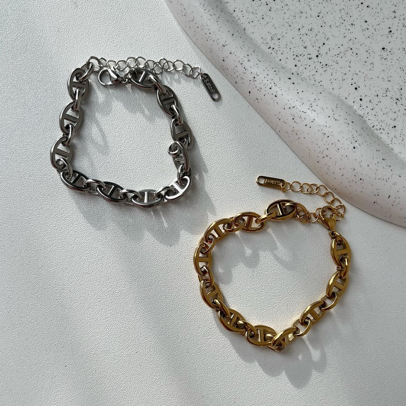 adoreofficial-bkk-oval-gold-bracelet