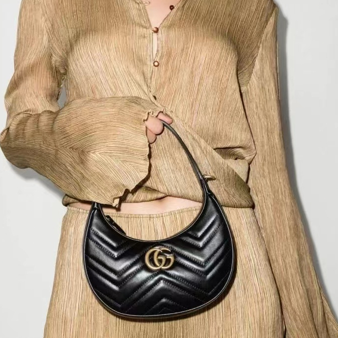 gucci-crescent-bag-กระเป๋าสะพายโซ่-messenger-จัดส่งทั่วไทย-24ชม