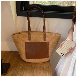 พร้อมส่ง2 สี กระเป๋าสาน สายหนัง ทรงshoppping bag minimal แต่งช่องหนัง P217