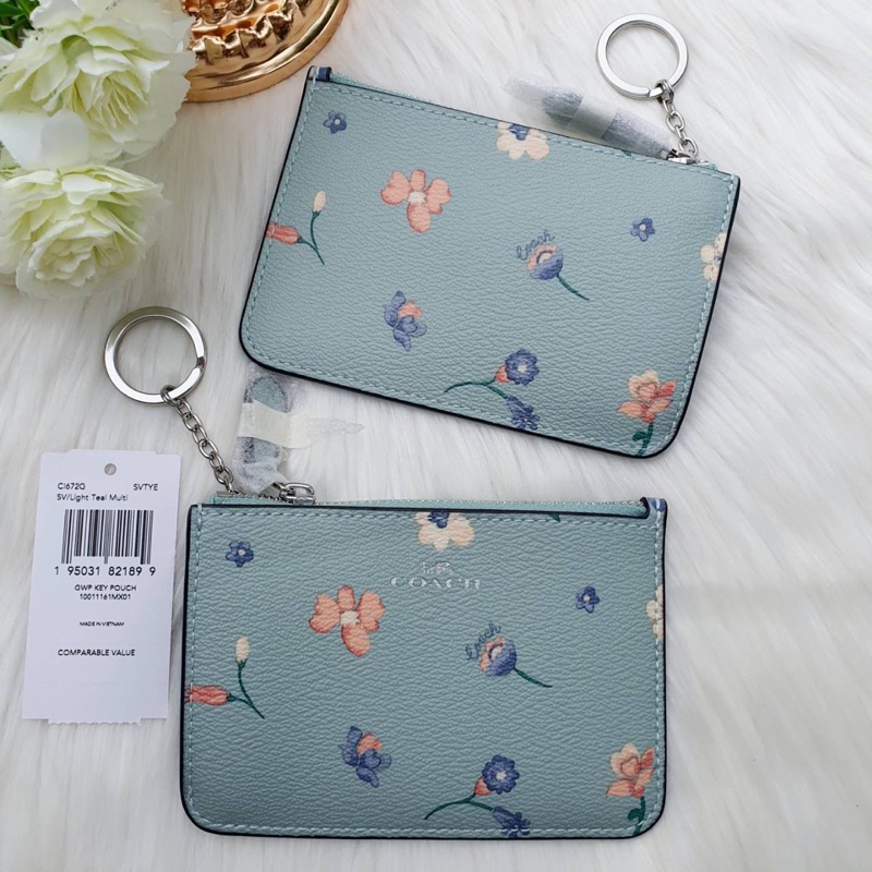 coach-ci672g-key-pouch-with-mystical-floral-print-พวงกุญแจ-กระเป๋าใส่บัตร-ใส่เหรียญ-สีฟ้า