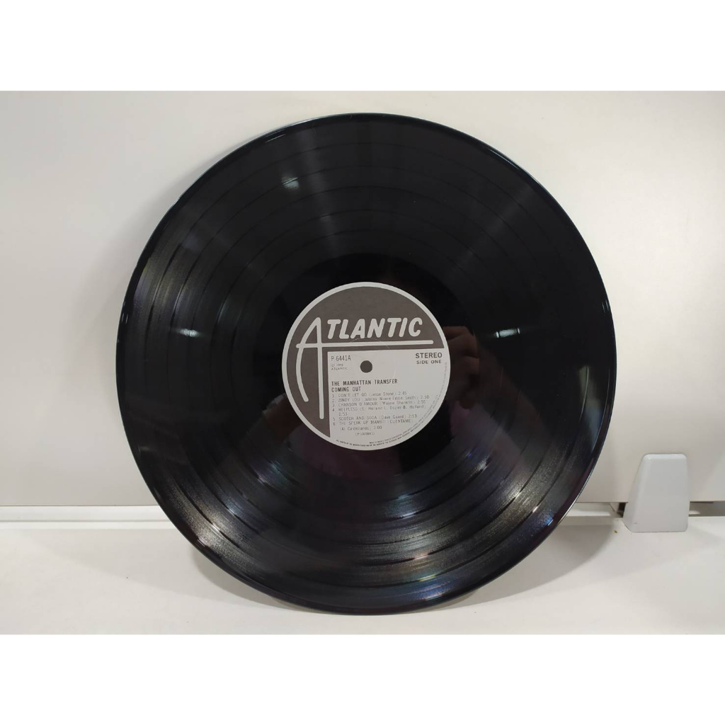 1lp-vinyl-records-แผ่นเสียงไวนิล-coming-out-e16b85