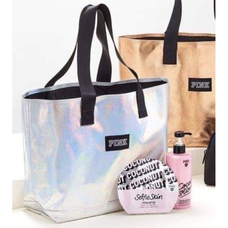 สินค้าพร้อมส่ง-victorias-secret-pink-shiny-silver-cosmetic-travel-tote-bag-แท้