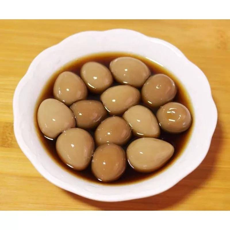 ไข่นกกระทาดองซีอิ๊วเกาหลี-ของโปรดโกมุนยอง130-กรัม-sempio-my-moms-quail-eggs-jangjorim-130g