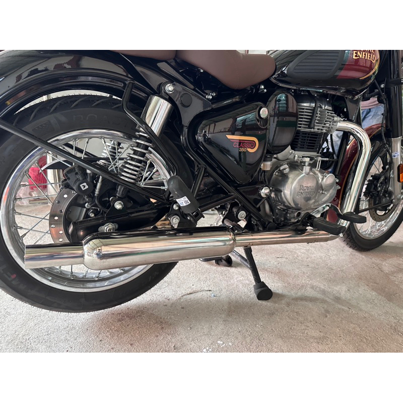 ท่อไอเสียทรงบวบ-ใส่-รอยัล-เอนฟิลด์-royal-enfield-classic-350-คัสตอมจากโรงงานโดยตรง-เสียงเพราะๆ-สำนักแต่ง-tt