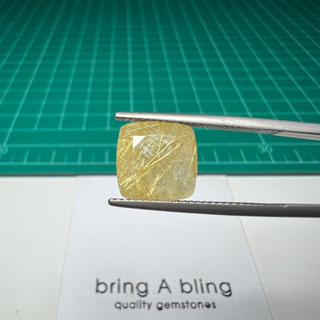 ไหมทอง ( golden rutilated quartz) 4.5 ct (10x10x6.7) มม  ไหมทองในควอตซ์ใส ไหมเต็มแน่นทั้งเม็ด  มีตำหนิมุมนึง