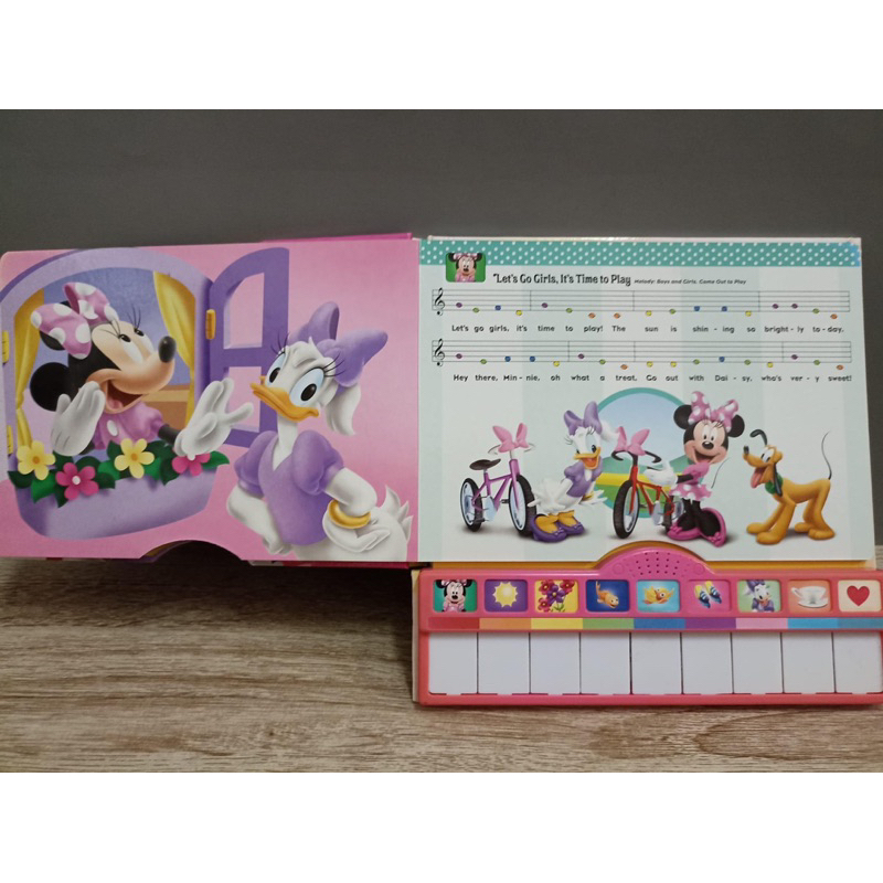 minnie-pretty-piano-play-along-หนังสือboardbookมือสอง