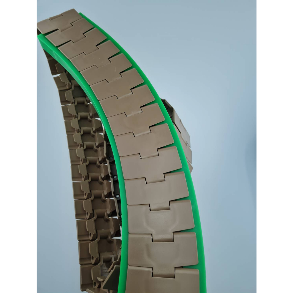 har820tab-k325-curve-top-chain-สายพานลำเลียง-conveyer-ขวดในโรงงานอุตสาหกรรมเป่าขวดหรือโรงงานผลิตน้ำแบบโค้ง