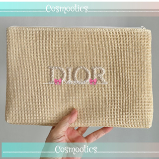 กระเป๋าเครื่องสำอาง Dior มีหลายแแบบ