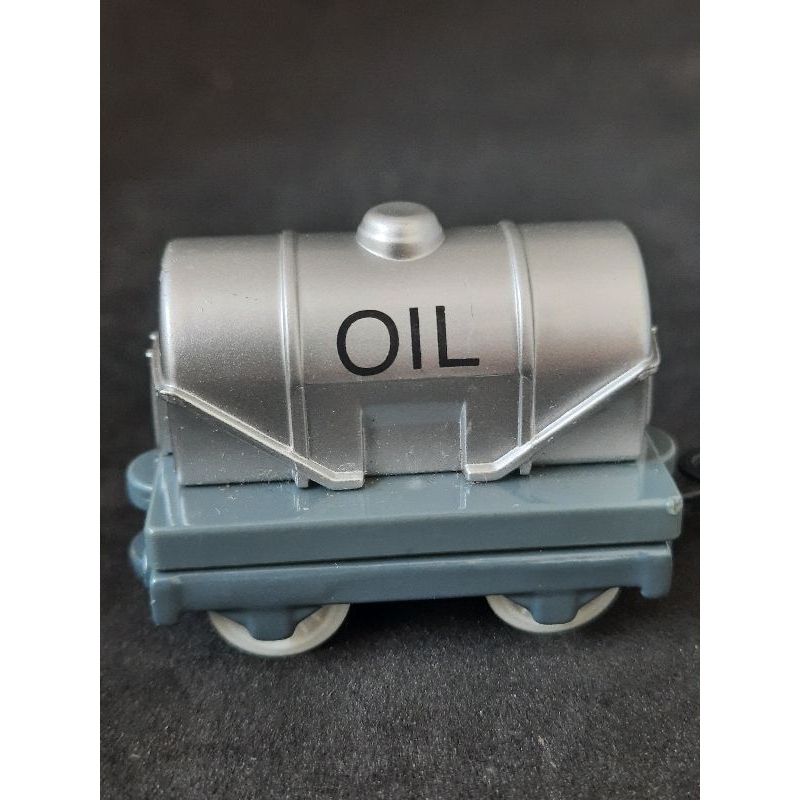 thomas-and-friends-tomica-no-138-percy-the-train-to-only-tank-oil