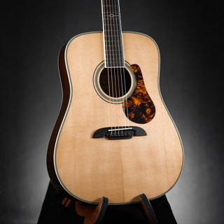 Alvarez MD70EBG SOLID AAA SITKA SPRUCE / SOLID ROSEWOOD