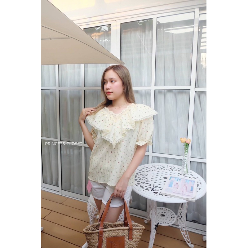 bybeyond-เสื้อแฟชั่น-คอวี-แขนเจ้าหญิง-ผ้าบางใส่สบาย-ต้องตำแล้วนะคะ