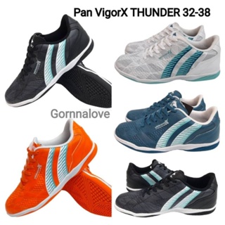 ภาพหน้าปกสินค้าPan รองเท้าฟุตซอลเด็ก Pan VigorX THUNDER PF14PA Size32-38 ที่เกี่ยวข้อง