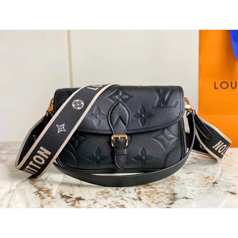 กระเป๋าแบรนด์เนมพร้อมส่ง-new-louis-vuitton-dianeเทพ