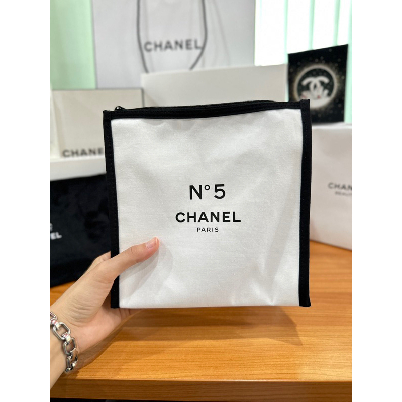 chanel-cosmetic-bags