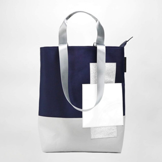 กระเป๋าโท้ท (Tote Bag) Akaneg Form กันน้ำ มีซิป ผลิตจากเส้นใยขวดพลาสติก (AKDSR-NB)