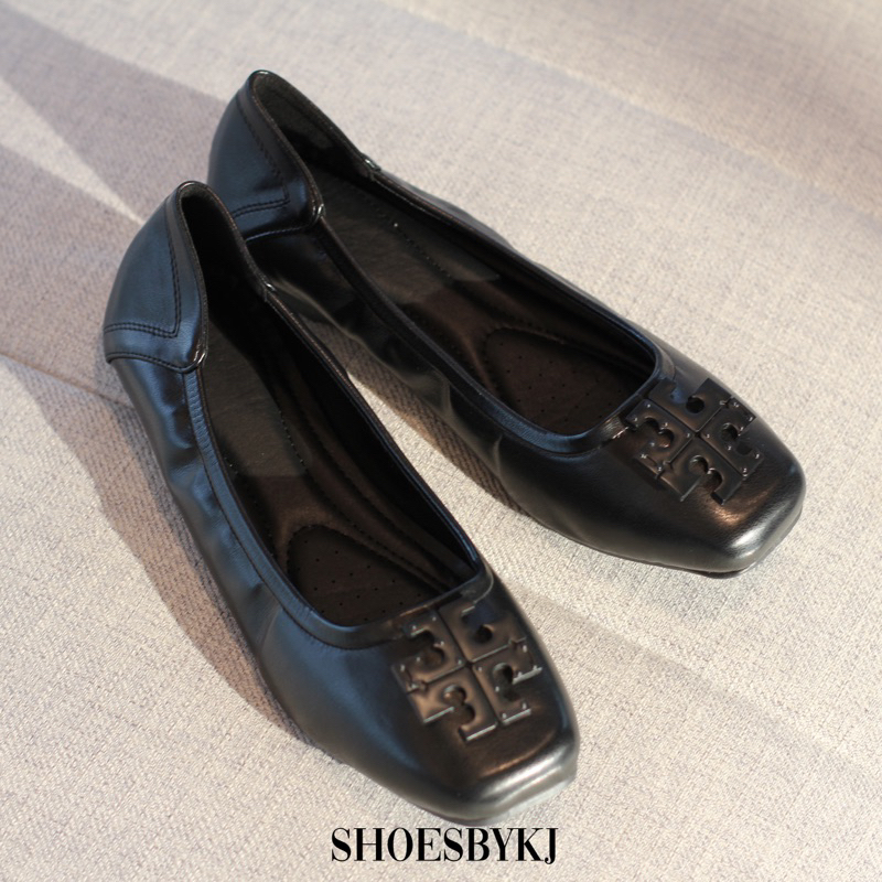 ภาพหน้าปกสินค้าพร้อมส่งจากไทย รองเท้าคัทชู ทอรี่ คัชชู หัวตัด 1032-C รุ่นใหม่ รองเท้าผู้หญิง จากร้าน shoesbykj บน Shopee