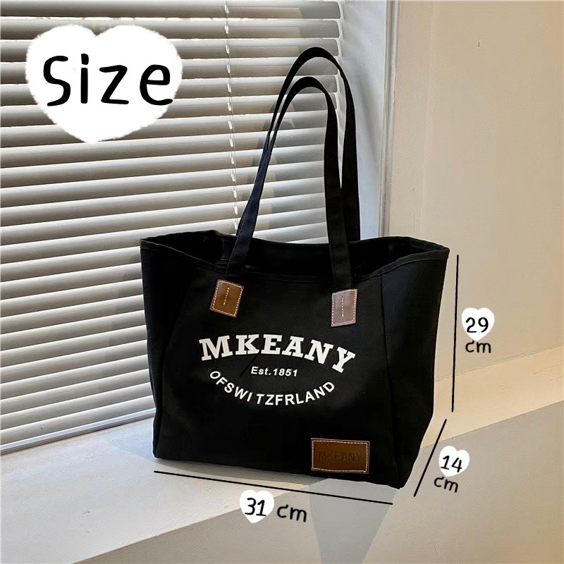 anacami-พร้อมส่ง-กระเป๋าสะพายข้าง-กระเป๋าผ้า-tote-bag-สไตล์มินิมอล-สวย-ทนทาน-ใส่ของได้เยอะ-สินค้าขายส่ง