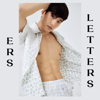 เสื้อเชิ้ตแขนสั้น+กางเกงขาสั้น(Letters) ชุดทะเล ใส่สบายผ้าไม่ร้อน เป็นลายตัวอักษรภาษาอังกฤษ