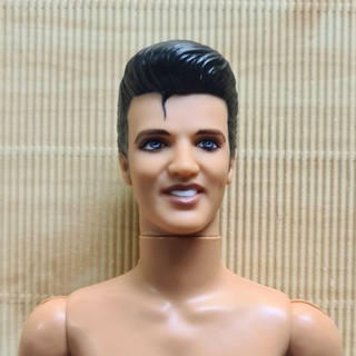 Elvis Presley Barbie nude doll ขายตุ๊กตาเอลวิส เพรสลี่ ของค่ายแมลเทล บอดี้ข้อต่อแขนแน่น แต่สะโพกหลวมเล็กน้อย ข้อเข้าแน่น