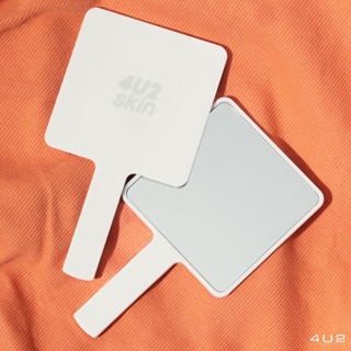 4U2 SKIN MIRRORกระจกสี่เหลี่ยม สีเทาหม่น Minimal ขนาดพกพาใช้งานง่าย จับถนัดมือ เช็คหน้าเป๊ะได้ตลอดวัน