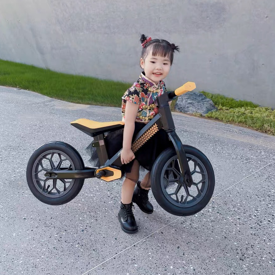 lamborghini-balance-bike-จักรยานทรงตัว-อายุ-3-8-ขวบ