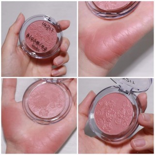 บลัชออน in2it นางทำสีออกมาเอาเรื่องอยู่นะ No.03 มีความละมุน ชมพูน้ำตาลตุ่นๆ ผสมชิมเมอร์เบาๆ ปัดแล้วเล่นแสงแบบธรรมชาติ
