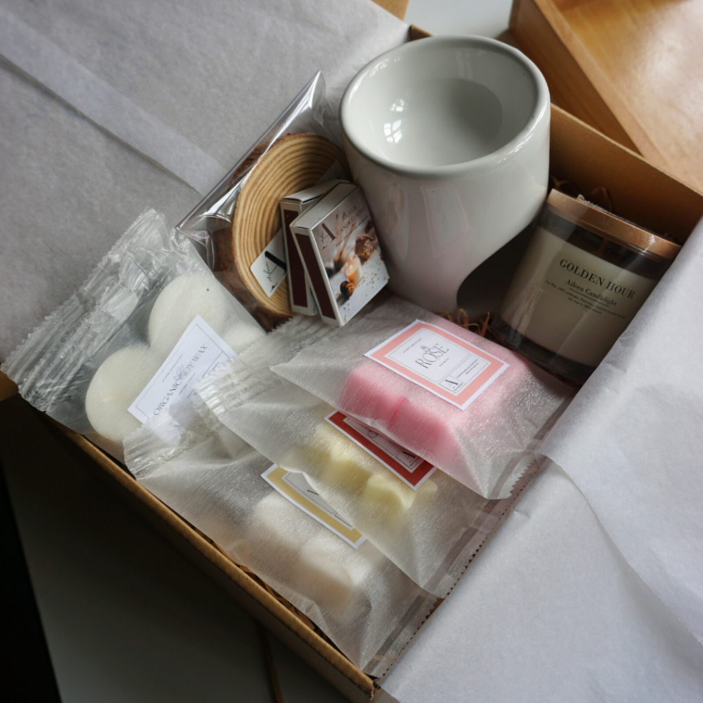 gift-set-waxmelts-ของขวัญสุดประทับใจ-เซ็ต-9-ชิ้น-พร้อมการ์ดอวยพร-จัดทำพิเศษ-สำหรับคนพิเศษ-ของขวัญงานแต่งงานชุดใหญ่