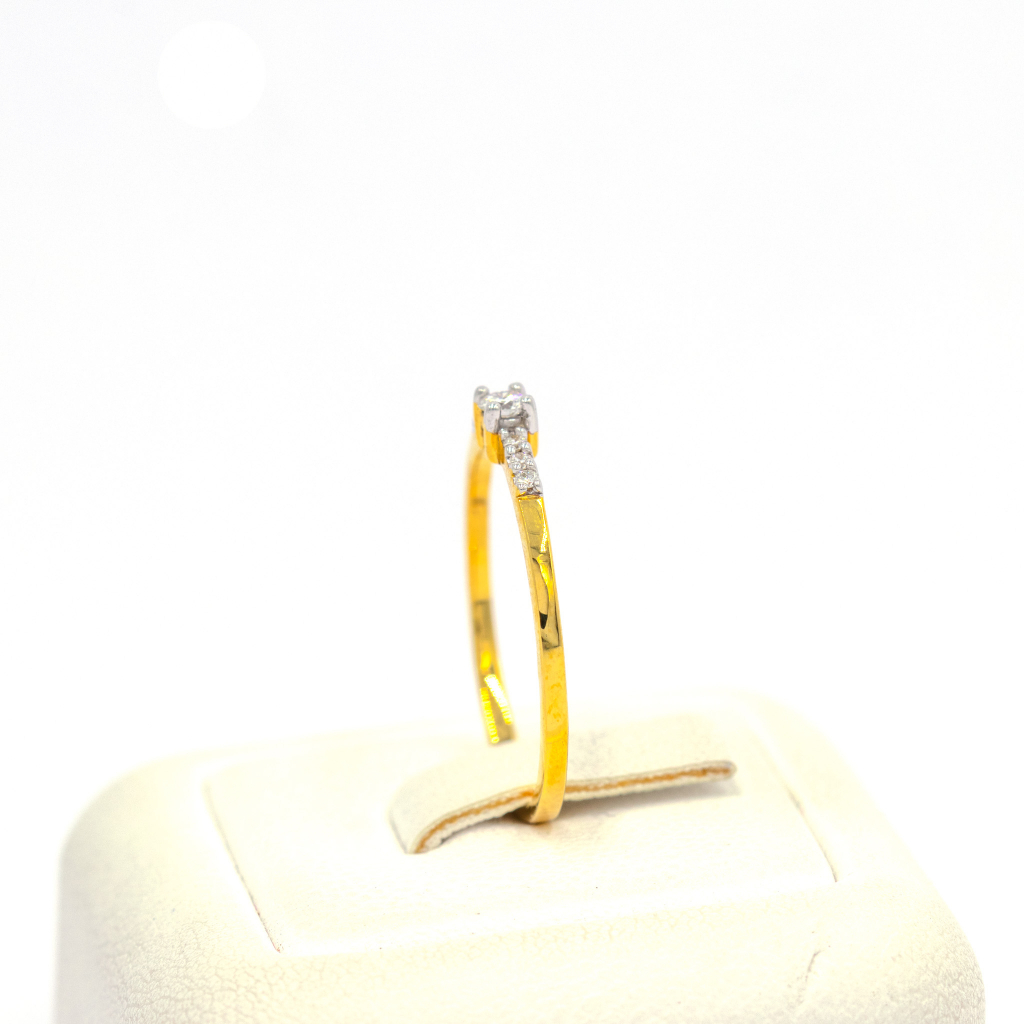 แหวนชูบ่าข้างฝังเพชร-แหวนเพชร-แหวนทองเพชรแท้-ทองแท้-37-5-9k-me948