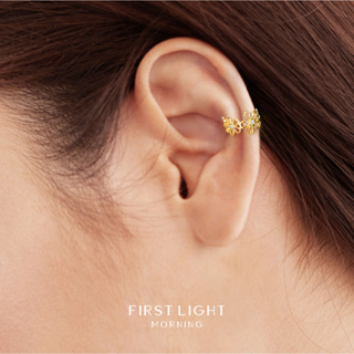 First Light Morning : Blooming Cuff (ราคาต่อ1 ข้าง) ต่างหูหนีบฝังคริสตัล ต่างหูแฟชั่น