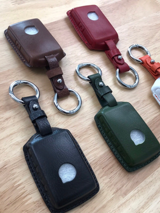 เคสกุญแจหนัง VOLVO พร้อมห่วง หรือกุญแจที่ทรงเดียวกัน Car Key Case leather