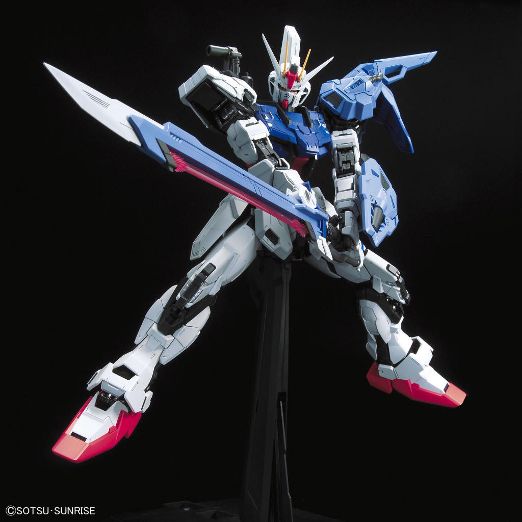 bandai-pg-1-60-perfect-strike-gundam