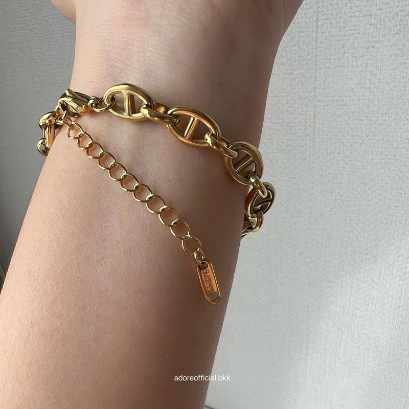 adoreofficial-bkk-oval-gold-bracelet