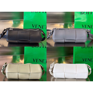 พรี​ ราคา9100 Bottega veneta 741561 หนังวัว กระเป๋าสะพายข้าง กระเป๋าสะพาย21x9x9cm