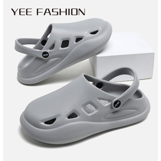 Yee Fashion องเท้าแตะชาย เท่ๆ ชาย แตะ รองเท้าแตะยางนิ่มแบบสวมรัดส้น หัวโต กลางแจ้ง ชายหาด 23051707