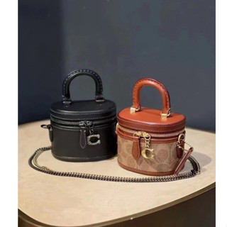 กระเป๋า coach mini cross body ขนาด 5x4 นิ้ว