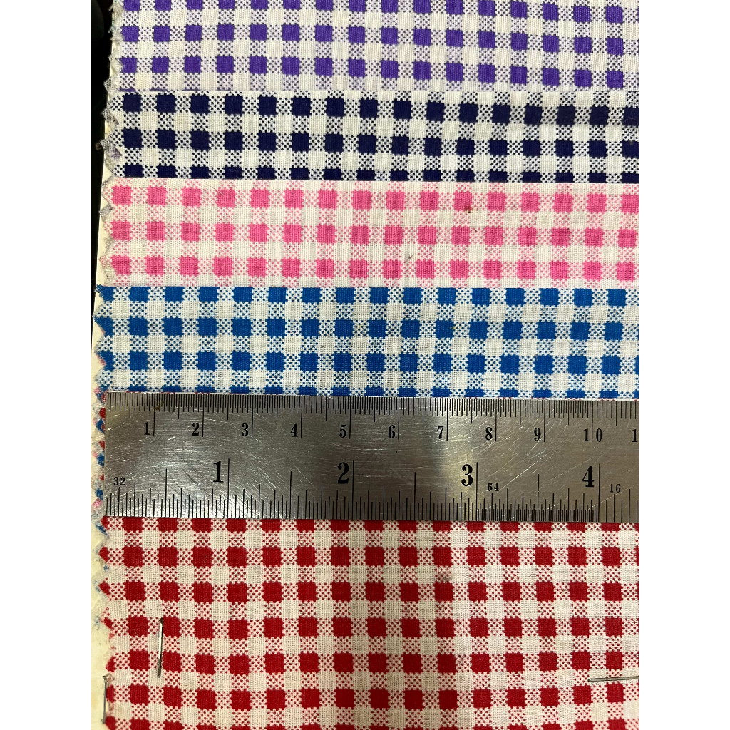 ผ้าลายสก็อตตาราง-ผ้าเมตร-ผ้าทีซีพิมพ์ลาย-หน้ากว้าง-44-45-นิ้ว-fabric-cotton-tc-checkered-grid-design