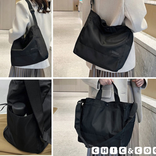 🅲🅷🅸🅲&amp;🅲🅾🅾🅻 กระเป๋าผ้าไนลอน สีดำล้วน ทรงสี่เหลี่ยม มีช่องกระเป๋าด้านข้าง