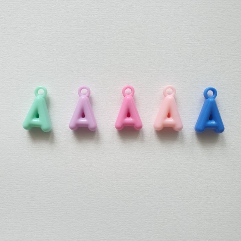 ตัวอักษร-a-z-จี้abc-จี้ห้อย-จี้ทำพวงกุญแจ-เลือกตัวอักษรได้-มี-5-สี