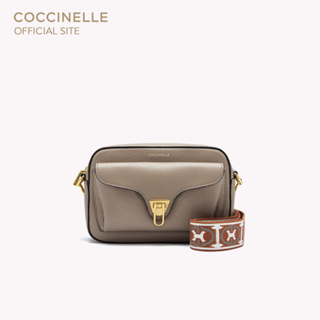 COCCINELLE กระเป๋าสะพายผู้หญิง รุ่น BEAT SOFT RIBBON CROSSBODY BAG 150201 สี WARM TAUPE