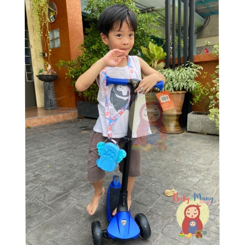 new-version-แป้นเหยียบมีไฟ-lamborghini-3-wheel-kids-scooter-ล้อมีไฟ-lamborghini