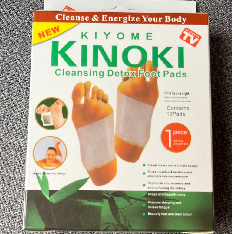 แผ่นแปะเท้าดูดสารพิษ-kinoki-สูตรใหม่เข้มข้นกว่า-ของแท้-foot-detox-แผ่นแปะเท้าดีท็อกเพื่อสุขภาพ-10-กล่อง