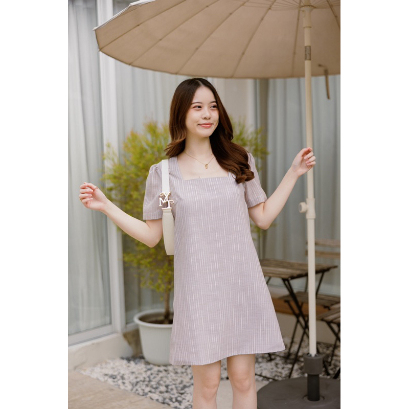 bae-candy-dress-เดรสแขนสั้น-ผูกโบว์-คอเหลี่ยม