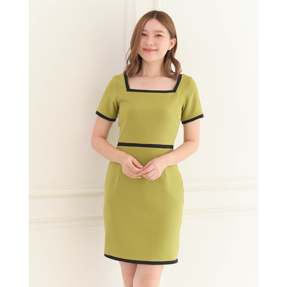 crayonbrand-ชุดเดรส-รุ่น-faye-dress