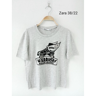 ZARA x Cotton x T-shirt x M ประดับเพชร สีเทา ทรงครอป สกรีนลาย อก 38 ยาว 22 • Code : 382(4)