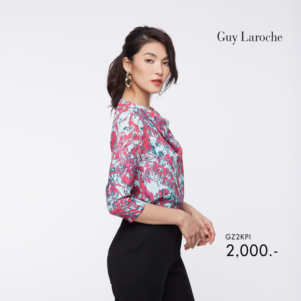 guy-laroche-เสื้อผู้หญิง-blouse-เสื้อเบลาส์ผ้าจอร์เจียแขนสามส่วน-ลายพิมพ์-pinky-flamingo-gz2kpi