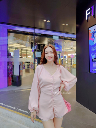 🏷 Maria Closet - เสื้อคอวีทรงสวยน่ารักมากๆ